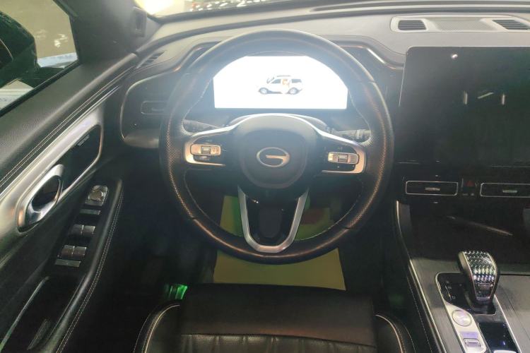 Used GAC Trumpchi GS8 2024 Linghang Series 2.0 TGDI Two-Wheel Drive Luxury Smart Connectivity Version Steering Wheel