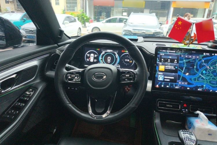 Used GAC Trumpchi GS8 2024 Dual-Motor Series 2.0TM Two-Wheel Drive Premium Edition Steering Wheel