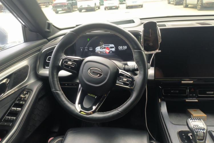 Used GAC Trumpchi GS8 2024 Dual-Motor Series 2.0TM Two-Wheel Drive Premium Edition Steering Wheel