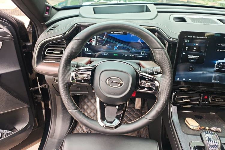 Used GAC Trumpchi GS8 2024 Dual-Motor Series 2.0TM Four-Wheel Drive Premium Edition Steering Wheel