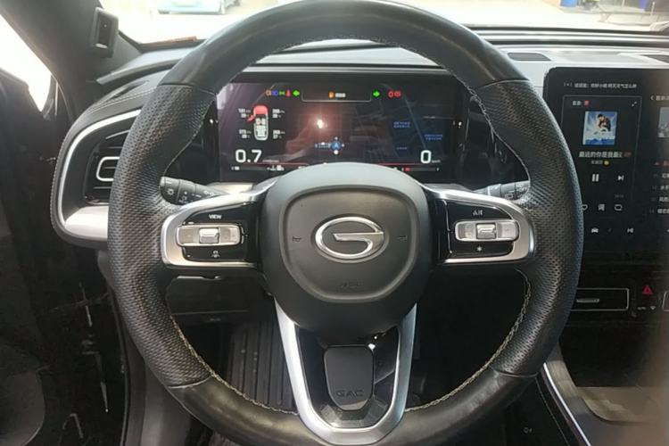 Used GAC Trumpchi GS8 2024 Linghang Series 2.0 TGDI Two-Wheel Drive Luxury Smart Connectivity Version Steering Wheel