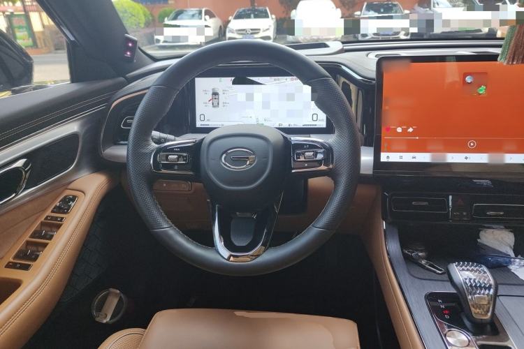 Used GAC Trumpchi GS8 2024 Dual-Motor Series 2.0TM Two-Wheel Drive Premium Edition Steering Wheel