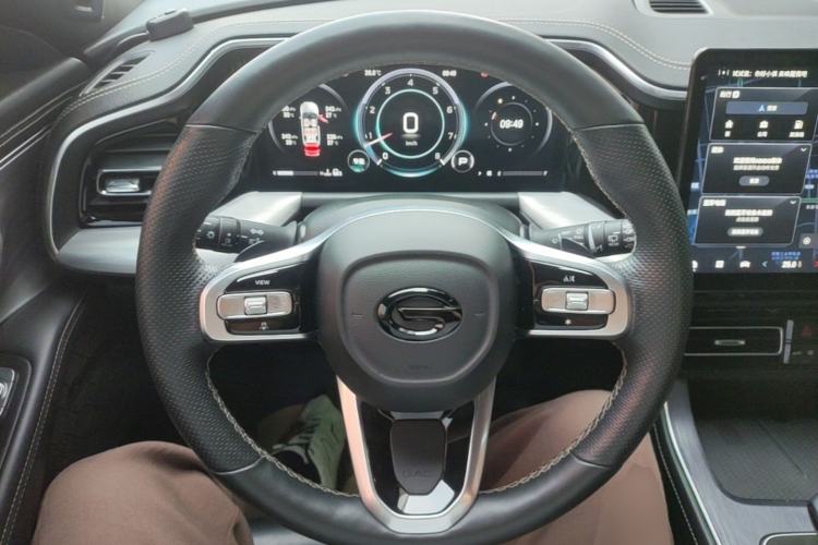 Used GAC Trumpchi GS8 2024 Linghang Series 2.0 TGDI Two-Wheel Drive Luxury Smart Connectivity Version Steering Wheel