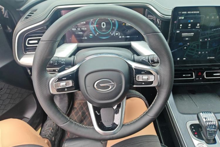 Used GAC Trumpchi GS8 2024 Linghang Series 2.0 TGDI Two-Wheel Drive Luxury Smart Connectivity Version Steering Wheel