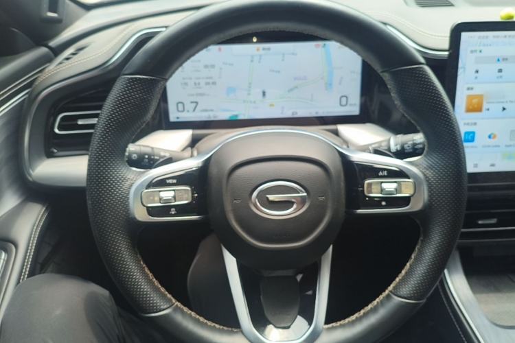 Used GAC Trumpchi GS8 2024 Linghang Series 2.0 TGDI Two-Wheel Drive Luxury Smart Connectivity Version Steering Wheel