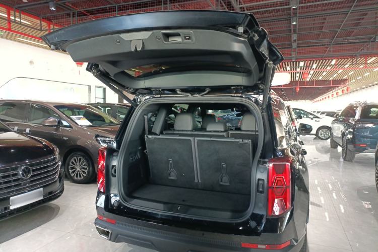 Used GAC Trumpchi GS8 2024 Linghang Series 2.0 TGDI Two-Wheel Drive Luxury Smart Connectivity Version Trunk