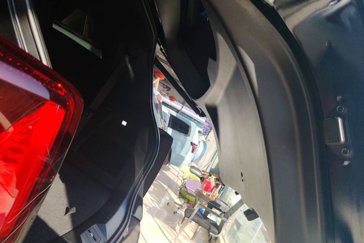 Used GAC Trumpchi GS8 2024 Linghang Series 2.0 TGDI Two-Wheel Drive Luxury Smart Connectivity Version Trunk
