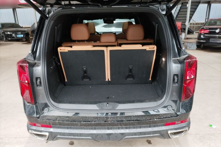 Used GAC Trumpchi GS8 2024 Linghang Series 2.0 TGDI Two-Wheel Drive Luxury Smart Connectivity Version Trunk