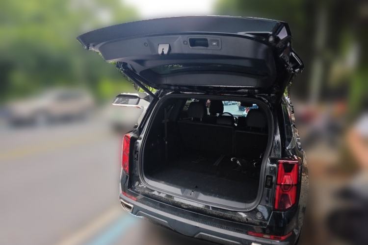 Used GAC Trumpchi GS8 2024 Linghang Series 2.0 TGDI Two-Wheel Drive Luxury Smart Connectivity Version Trunk