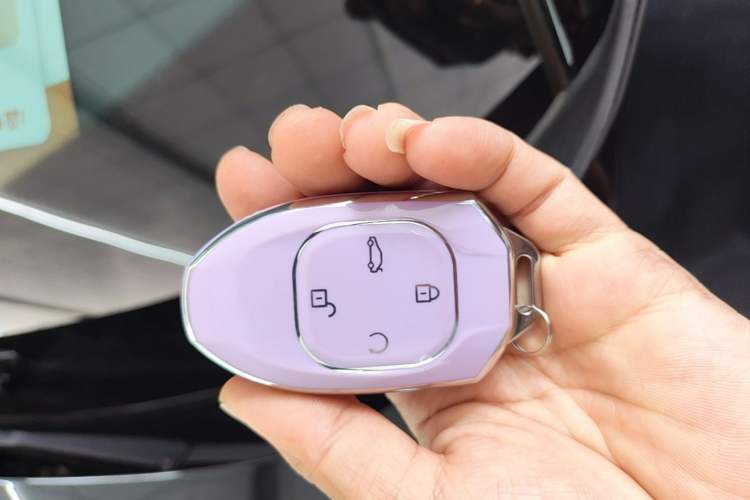 Used GAC Trumpchi GS8 2024 Linghang Series 2.0 TGDI Two-Wheel Drive Luxury Smart Connectivity Version Vehicle Key