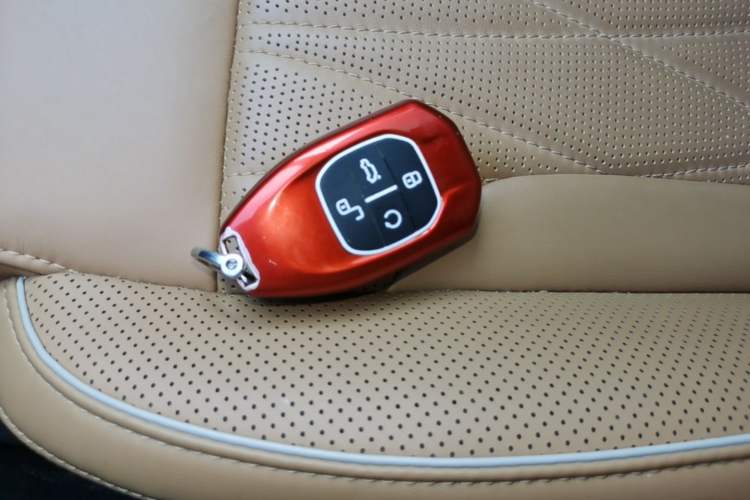 Used GAC Trumpchi GS8 2024 Linghang Series 2.0 TGDI Two-Wheel Drive Luxury Smart Connectivity Version Vehicle Key