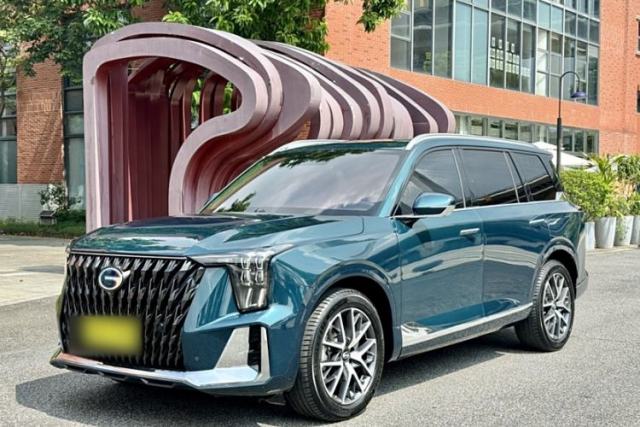 Ojetý GAC Trumpchi GS8 2024 Dual-Motor Series 2.0TM Two-Wheel Drive Premium Edition