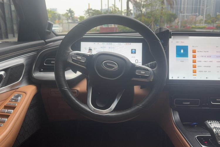 Used GAC Trumpchi GS8 2024 Linghang Series 2.0 TGDI Two-Wheel Drive Luxury Smart Connectivity Version Steering Wheel
