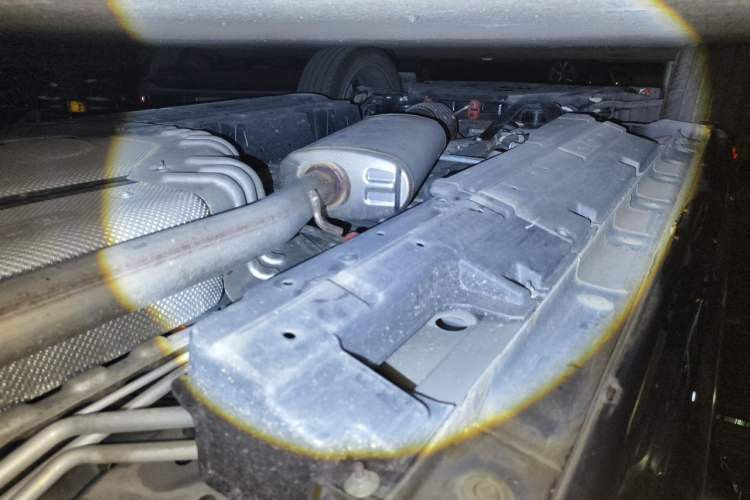 Used GAC Trumpchi GS8 2024 Dual-Motor Series 2.0TM Two-Wheel Drive Premium Edition Chassis Rear Left