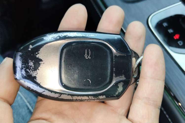 Used GAC Trumpchi GS8 2024 Dual-Motor Series 2.0TM Two-Wheel Drive Premium Edition Vehicle Key