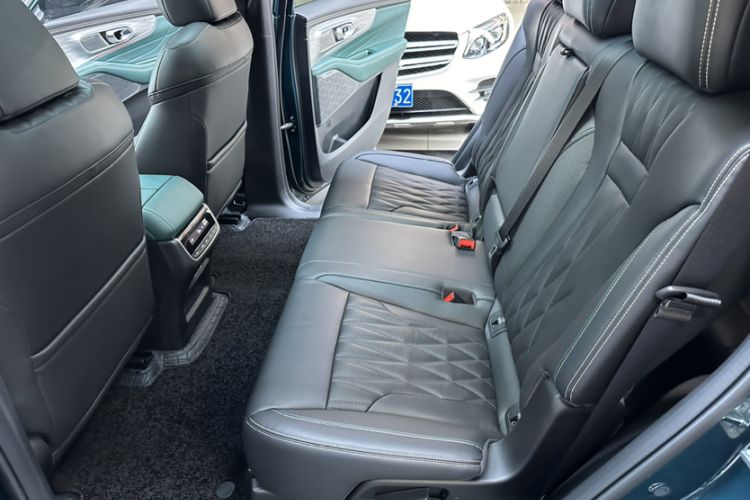 Used GAC Trumpchi GS8  Interior 1