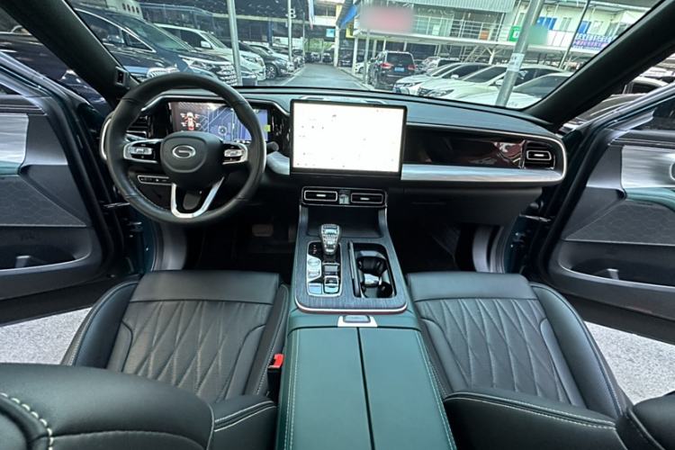 Used GAC Trumpchi GS8  Interior 11