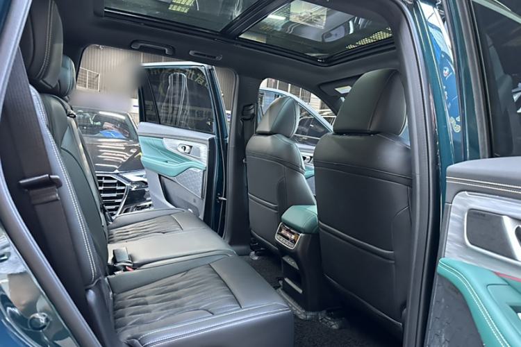 Used GAC Trumpchi GS8  Interior 6