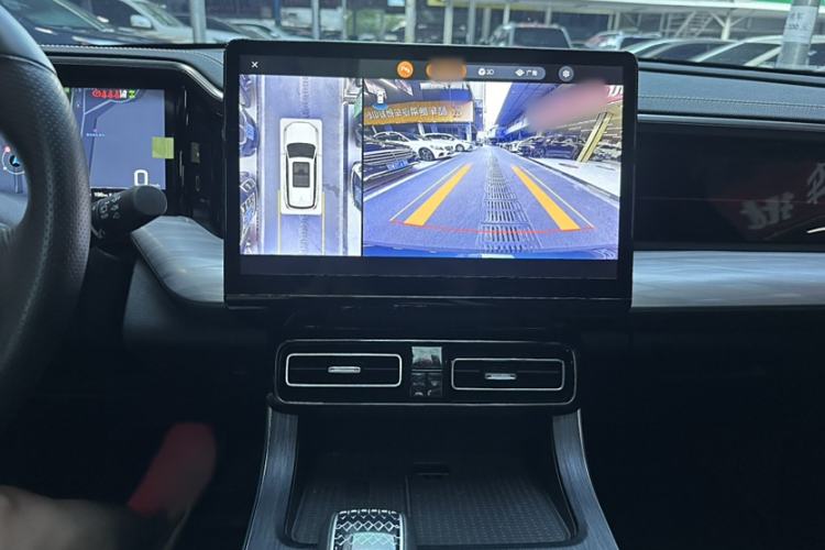 Used GAC Trumpchi GS8  Interior 8
