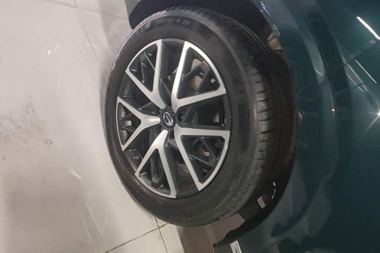 Used GAC Trumpchi GS8 2024 Dual-Motor Series 2.0TM Four-Wheel Drive Premium Edition Right Rear Wheel Hub