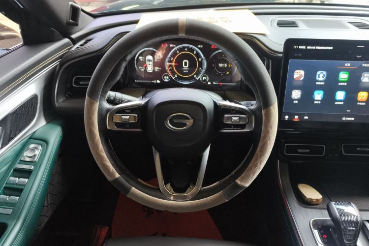 Used GAC Trumpchi GS8 2024 Linghang Series 2.0 TGDI Two-Wheel Drive Luxury Smart Connectivity Version Steering Wheel