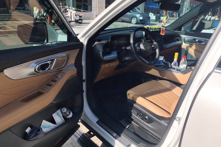 Used GAC Trumpchi GS8 2024 Linghang Series 2.0 TGDI Four-Wheel Drive Luxury Smart Connectivity Version Driver Seat
