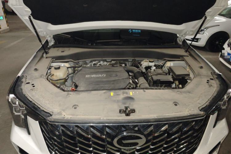 Used GAC Trumpchi GS8 2024 Linghang Series 2.0 TGDI Two-Wheel Drive Luxury Smart Connectivity Version Engine Bay