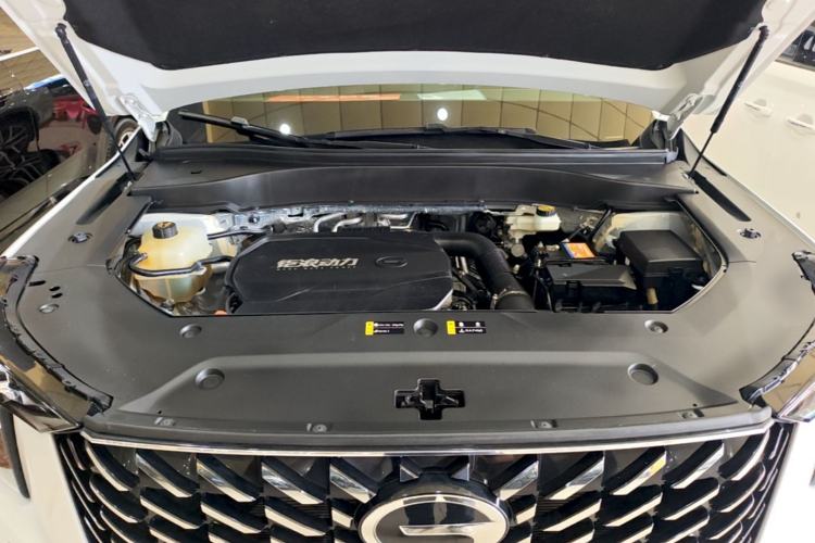 Used GAC Trumpchi GS8 2024 Linghang Series 2.0 TGDI Two-Wheel Drive Luxury Smart Connectivity Version Engine Bay