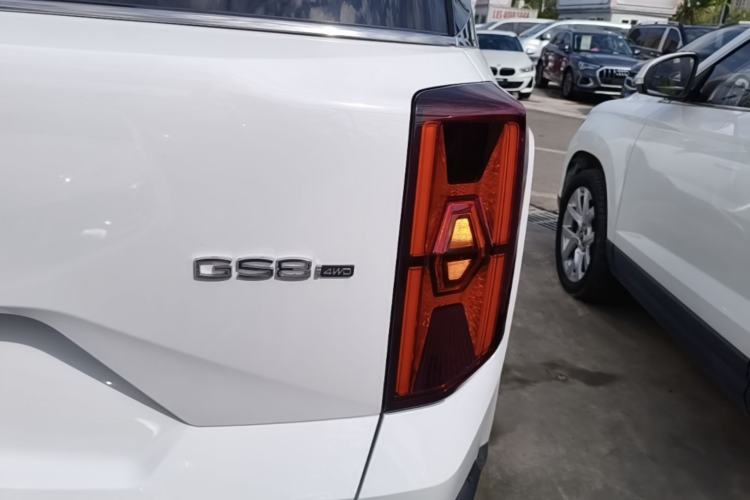 Used GAC Trumpchi GS8 2024 Linghang Series 2.0 TGDI Four-Wheel Drive Luxury Smart Connectivity Version Exterior 3