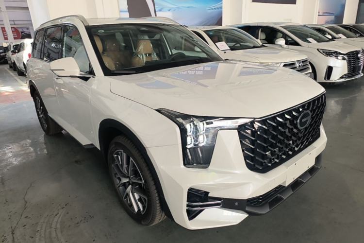 Used GAC Trumpchi GS8 2024 Linghang Series 2.0 TGDI Two-Wheel Drive Luxury Smart Connectivity Version Front Right 45 Deg