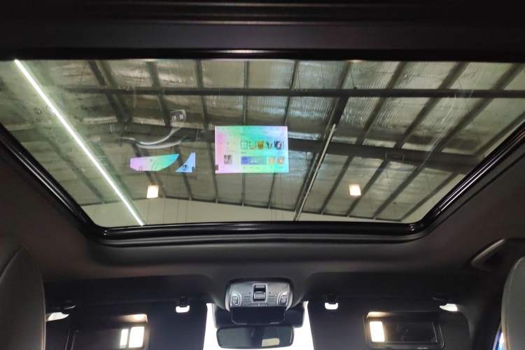 Used GAC Trumpchi GS8 2024 Linghang Series 2.0 TGDI Two-Wheel Drive Luxury Smart Connectivity Version Headliner