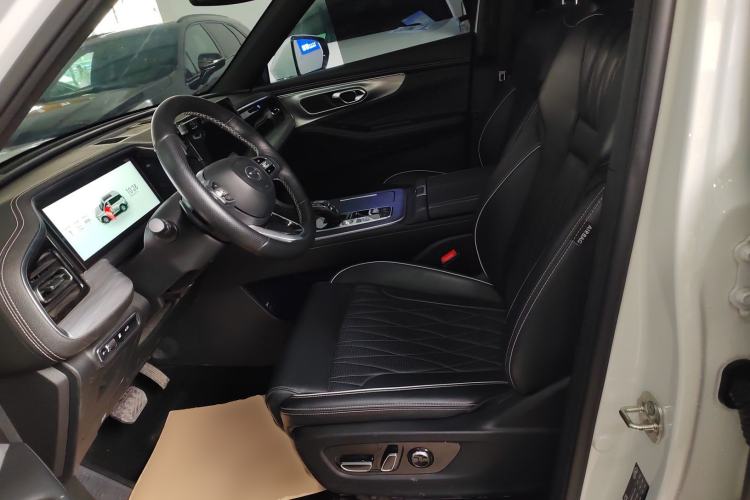 Used GAC Trumpchi GS8 2024 Linghang Series 2.0 TGDI Two-Wheel Drive Luxury Smart Connectivity Version Left Front Seat