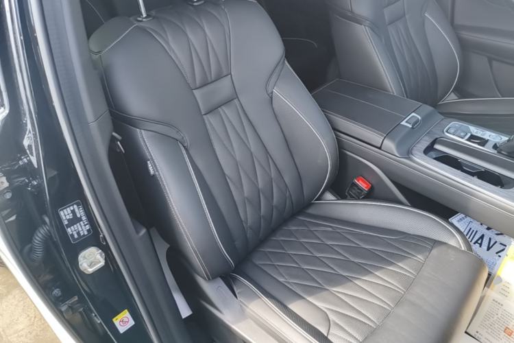 Used GAC Trumpchi GS8 2024 Linghang Series 2.0 TGDI Four-Wheel Drive Luxury Smart Connectivity Version Right Front Seat