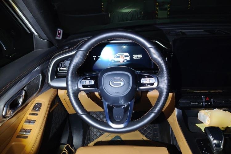 Used GAC Trumpchi GS8 2024 Linghang Series 2.0 TGDI Two-Wheel Drive Luxury Smart Connectivity Version Steering Wheel