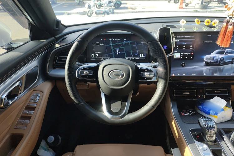 Used GAC Trumpchi GS8 2024 Linghang Series 2.0 TGDI Four-Wheel Drive Luxury Smart Connectivity Version Steering Wheel