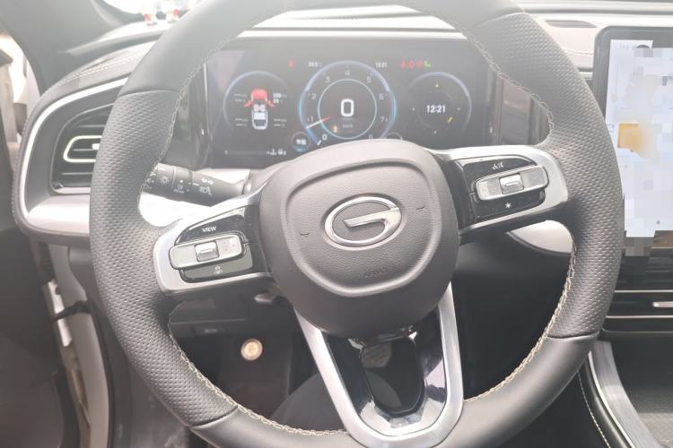 Used GAC Trumpchi GS8 2024 Linghang Series 2.0 TGDI Two-Wheel Drive Luxury Smart Connectivity Version Steering Wheel