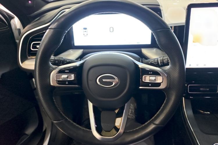 Used GAC Trumpchi GS8 2024 Linghang Series 2.0 TGDI Two-Wheel Drive Luxury Smart Connectivity Version Steering Wheel
