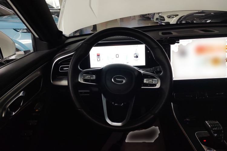 Used GAC Trumpchi GS8 2024 Linghang Series 2.0 TGDI Two-Wheel Drive Luxury Smart Connectivity Version Steering Wheel