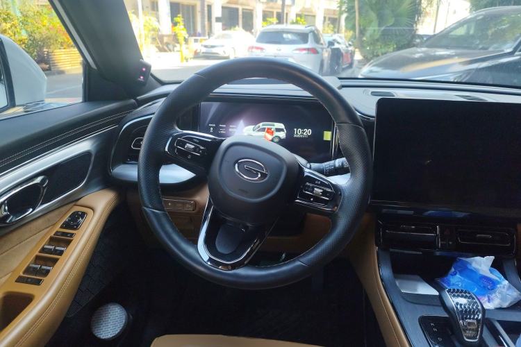 Used GAC Trumpchi GS8 2024 Dual-Motor Series 2.0TM Two-Wheel Drive Premium Edition Steering Wheel