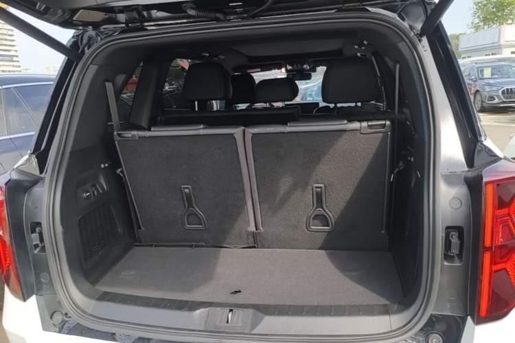 Used GAC Trumpchi GS8 2024 Linghang Series 2.0 TGDI Four-Wheel Drive Luxury Smart Connectivity Version Trunk