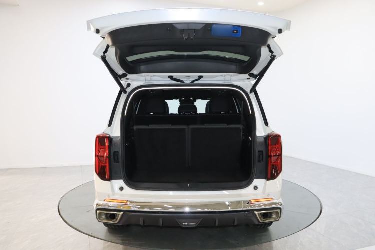 Used GAC Trumpchi GS8 2024 Dual-Motor Series 2.0TM Two-Wheel Drive Premium Edition Trunk