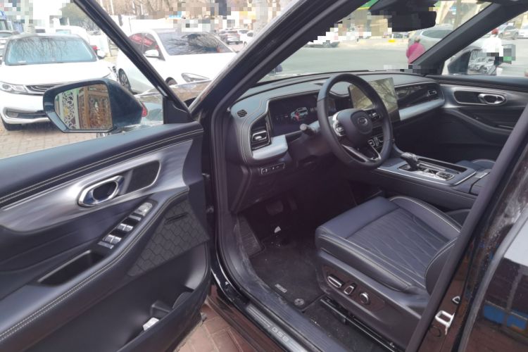 Used GAC Trumpchi GS8 2025 Linghang Series 2.0 TGDI Two-Wheel-Drive Luxury Edition 5 Seats Driver Seat