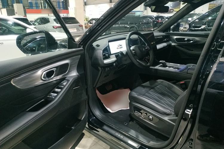 Used GAC Trumpchi GS8 2025 Linghang Series 2.0 TGDI Four-Wheel-Drive Luxury Edition 5 Seats Driver Seat