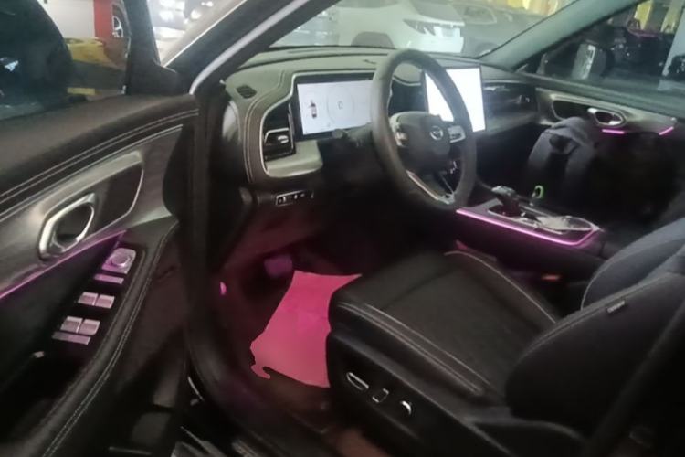 Used GAC Trumpchi GS8 2025 Linghang Series 2.0 TGDI Four-Wheel-Drive Luxury Edition 5 Seats Driver Seat