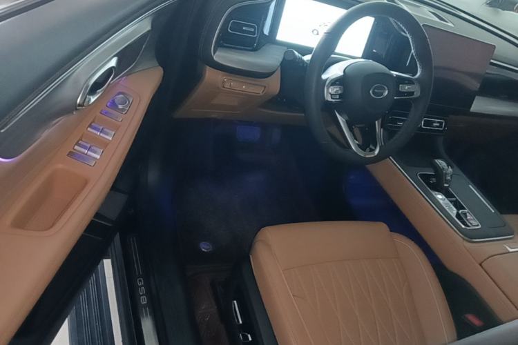 Used GAC Trumpchi GS8 2025 Linghang Series 2.0 TGDI Two-Wheel-Drive Luxury Edition 5 Seats Driver Seat