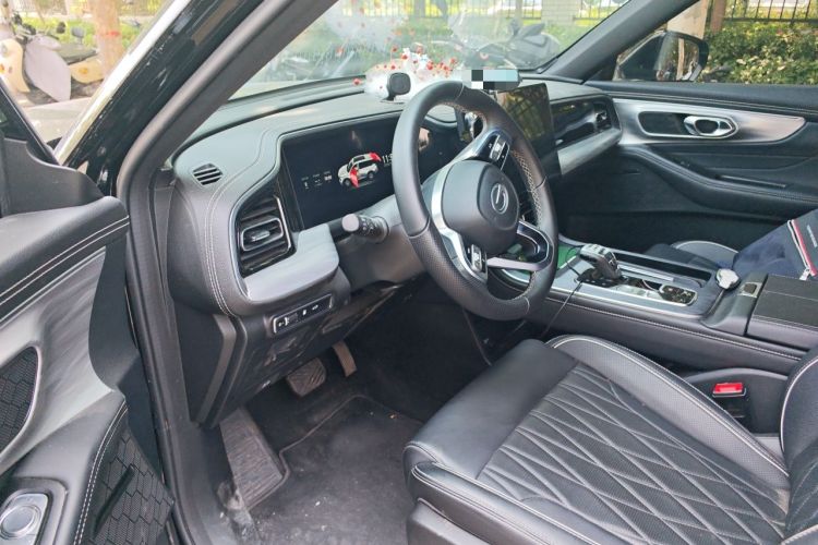 Used GAC Trumpchi GS8 2025 Linghang Series 2.0 TGDI Two-Wheel-Drive Luxury Edition 5 Seats Driver Seat