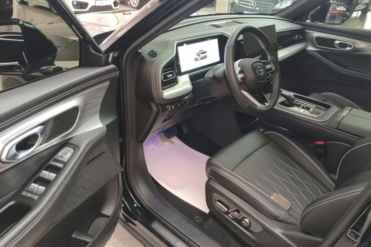 Used GAC Trumpchi GS8 2025 Linghang Series 2.0 TGDI Two-Wheel-Drive Luxury Edition 5 Seats Driver Seat