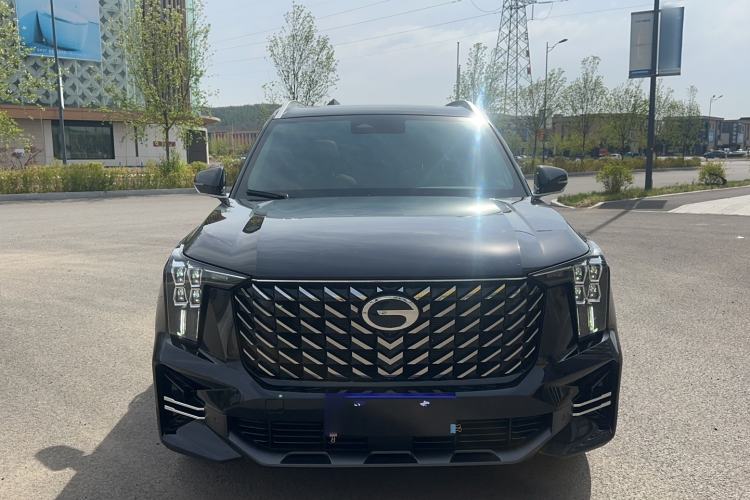 Used GAC Trumpchi GS8 2025 Linghang Series 2.0 TGDI Two-Wheel-Drive Luxury Edition 5 Seats Exterior 2