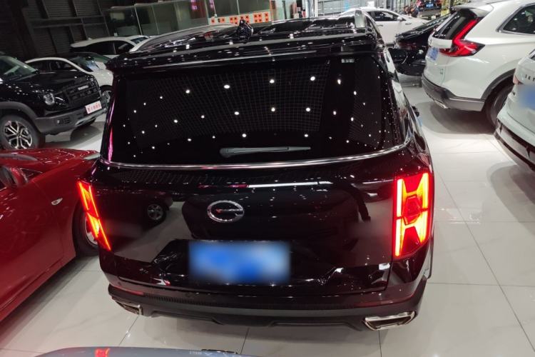 Used GAC Trumpchi GS8 2025 Linghang Series 2.0 TGDI Two-Wheel-Drive Luxury Edition 5 Seats Exterior 4