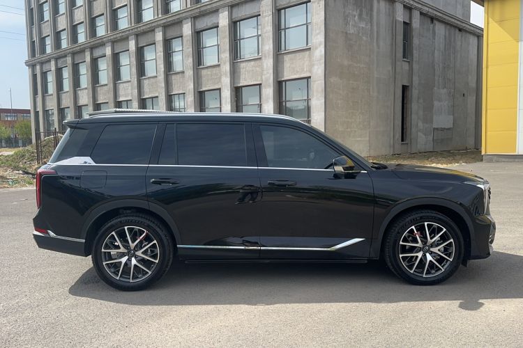 Used GAC Trumpchi GS8 2025 Linghang Series 2.0 TGDI Two-Wheel-Drive Luxury Edition 5 Seats Exterior 4